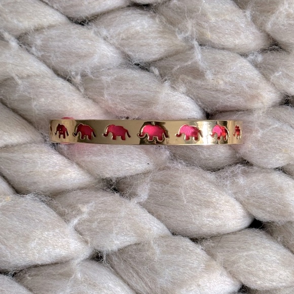 Stella & Dot “Strength” bracelet, Hot Pink Strap, Gold Tone Elephant Bar - Picture 5 of 7